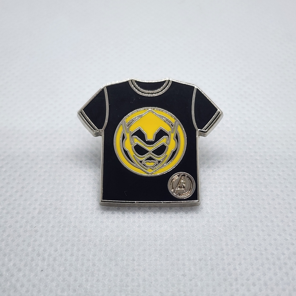 🌺 5/$25 Wasp Hidden Disney‎ Marvel Trading Pin 2024 T-shirt